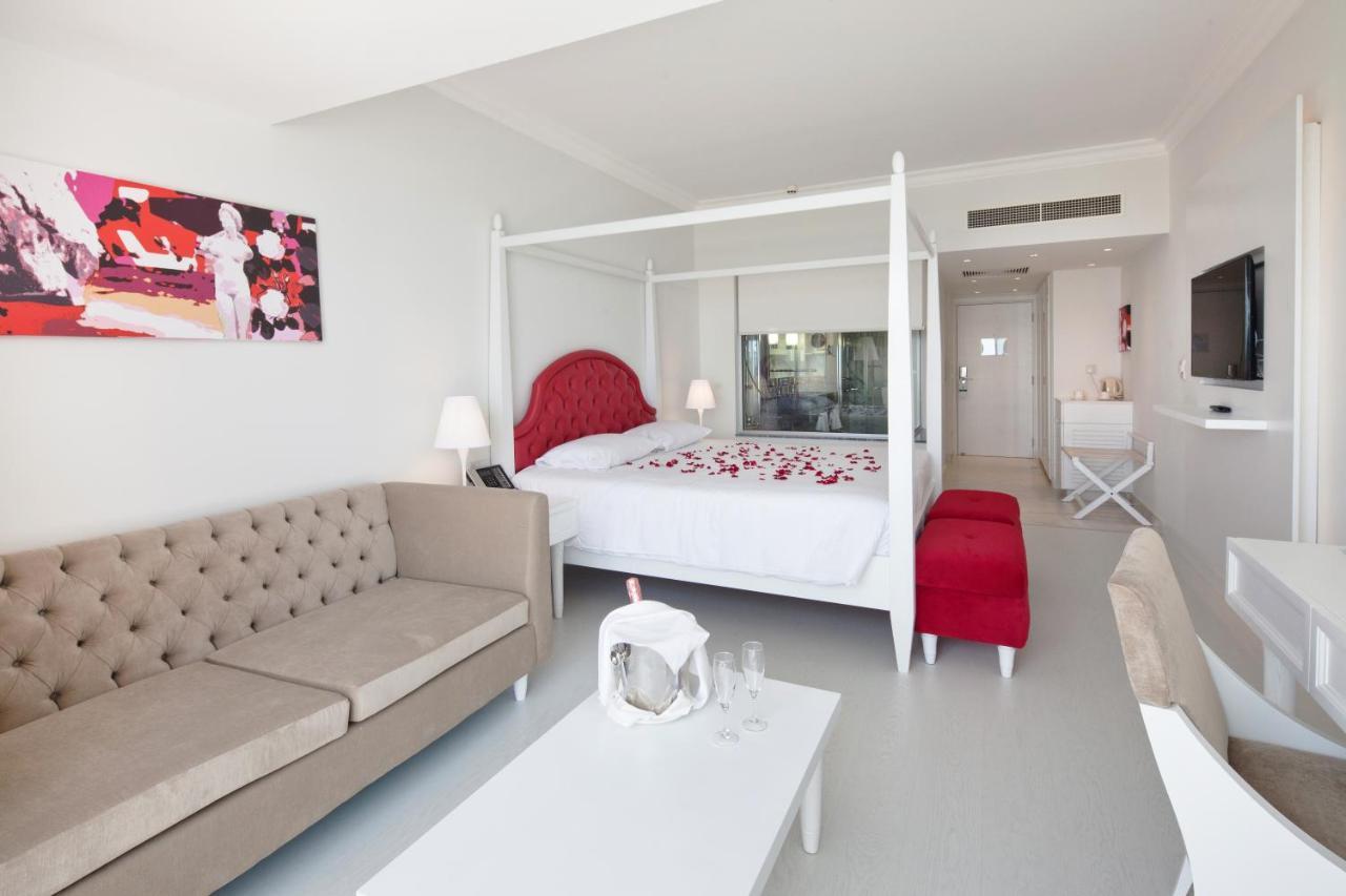 Olympic Lagoon Resort Paphos Esterno foto