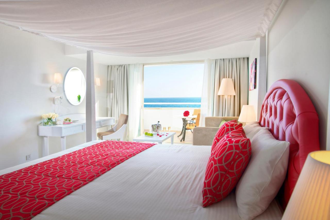 Olympic Lagoon Resort Paphos Esterno foto