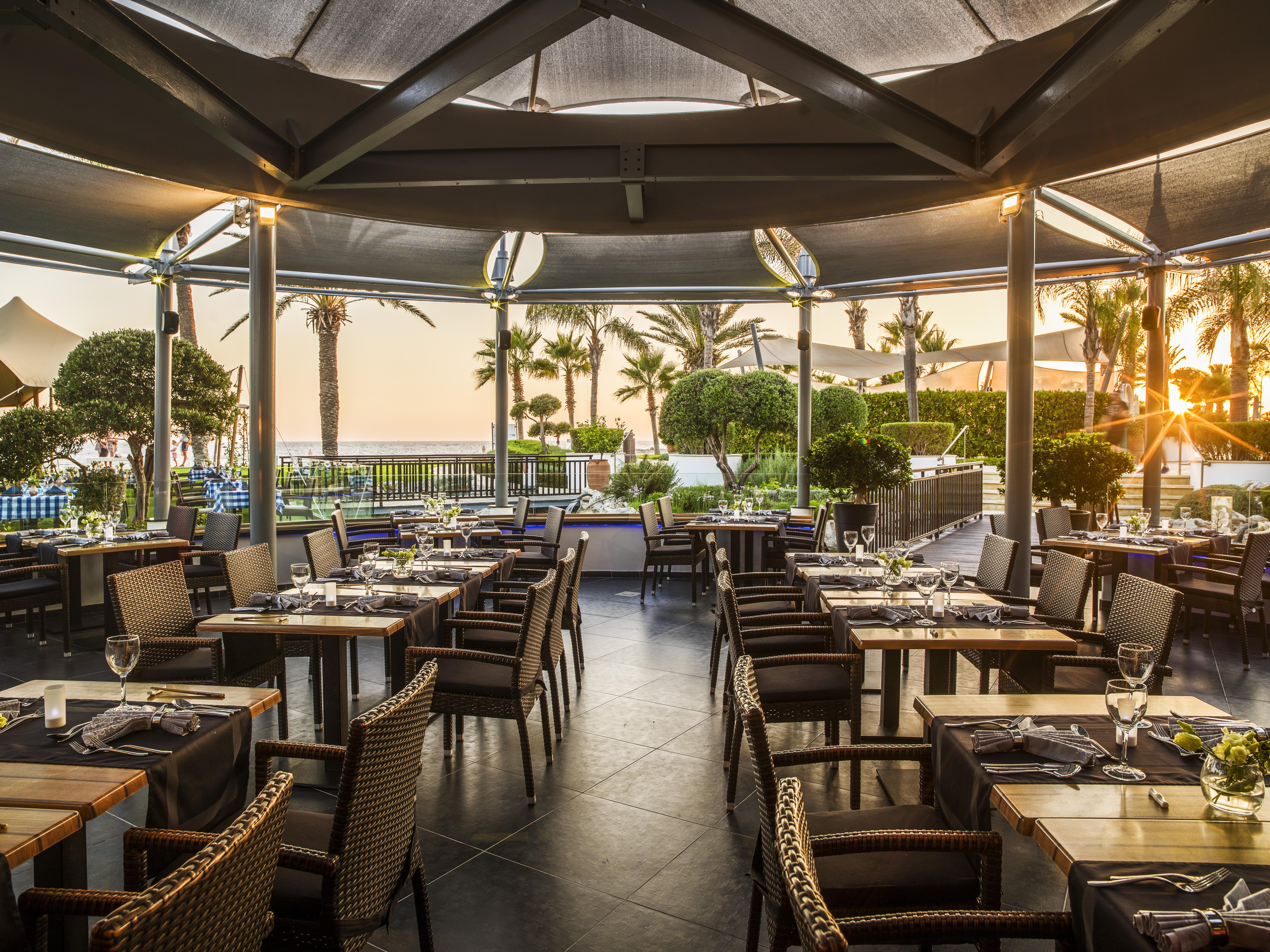 Olympic Lagoon Resort Paphos Esterno foto