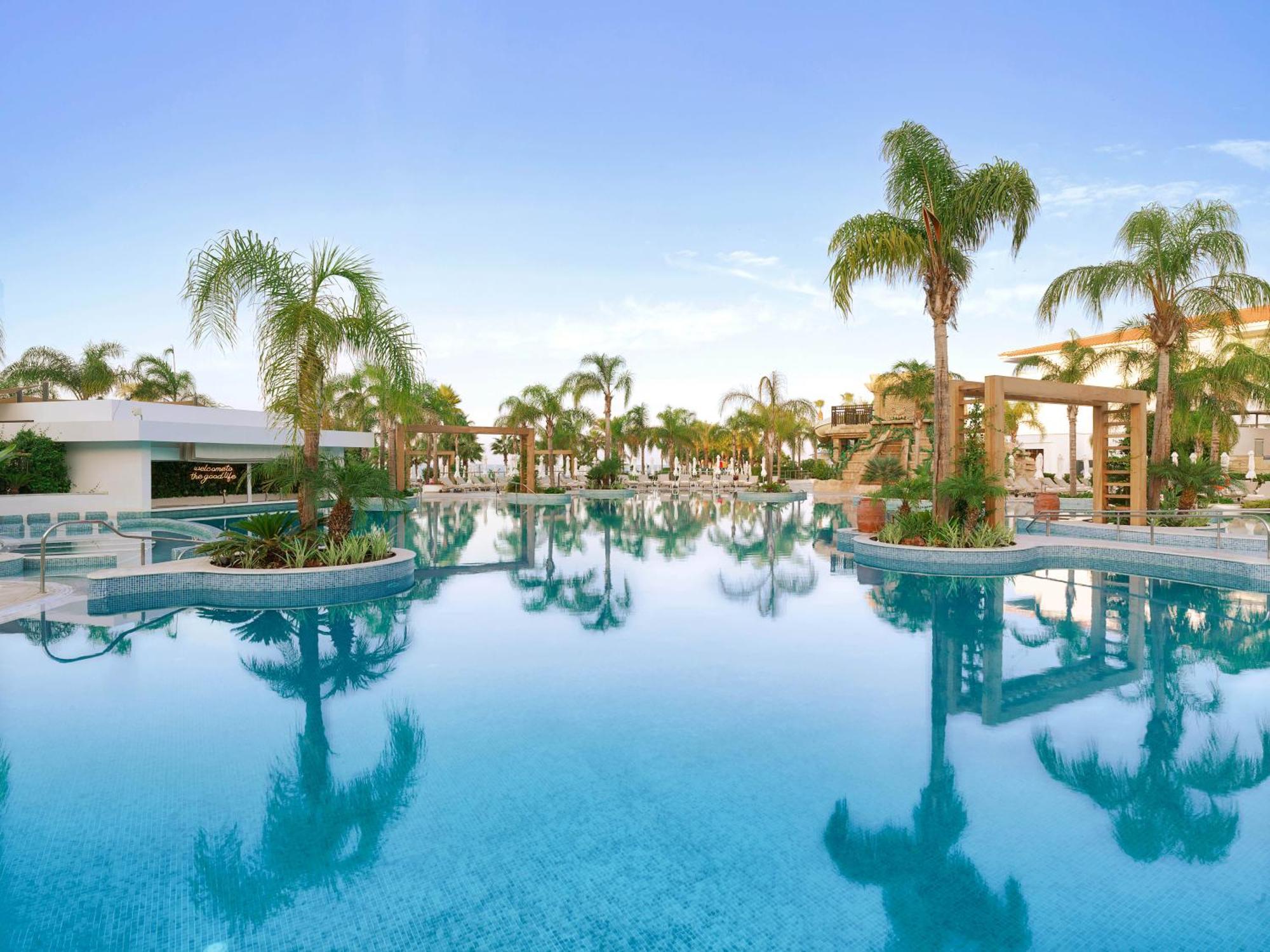 Olympic Lagoon Resort Paphos Esterno foto